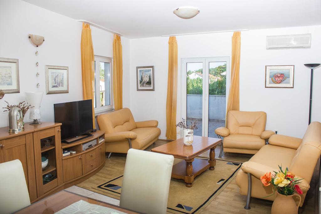 Villa Fig Zmijavci Buitenkant foto